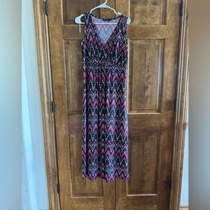 Notations V-Neck Women's Maxi Dress - Size Medium